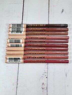 10 Piece Maybelline Lifter Liner Lip Liner Bundle NEW!